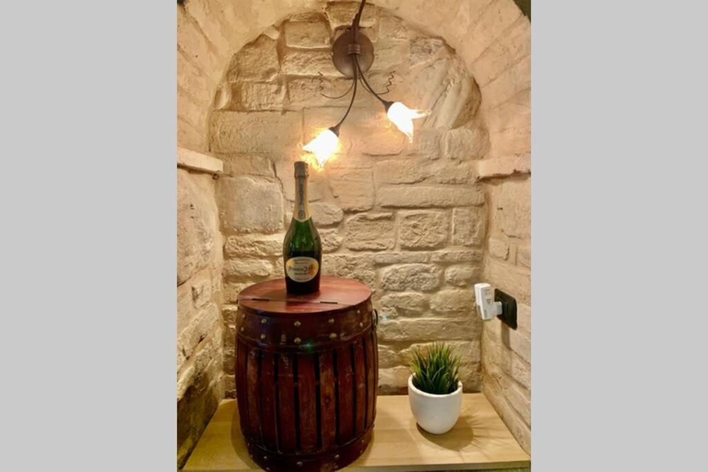 MonterubbianoLa Grotta - Casa Con Grotta Sotterraneaアパートメント エクステリア 写真